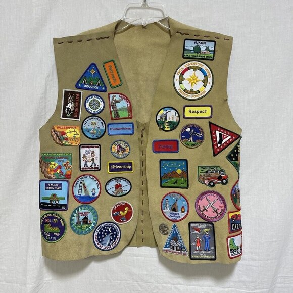 YMCA Indian Guides Adult Leather Vest Patches 2008-2012 Patches Badges Suede - Picture 1 of 7